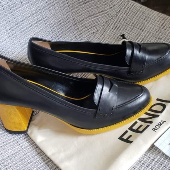 New FENDI Pumps Size 40.5 with dustbag Black & FENDI Yellow - Picture 5 of 7